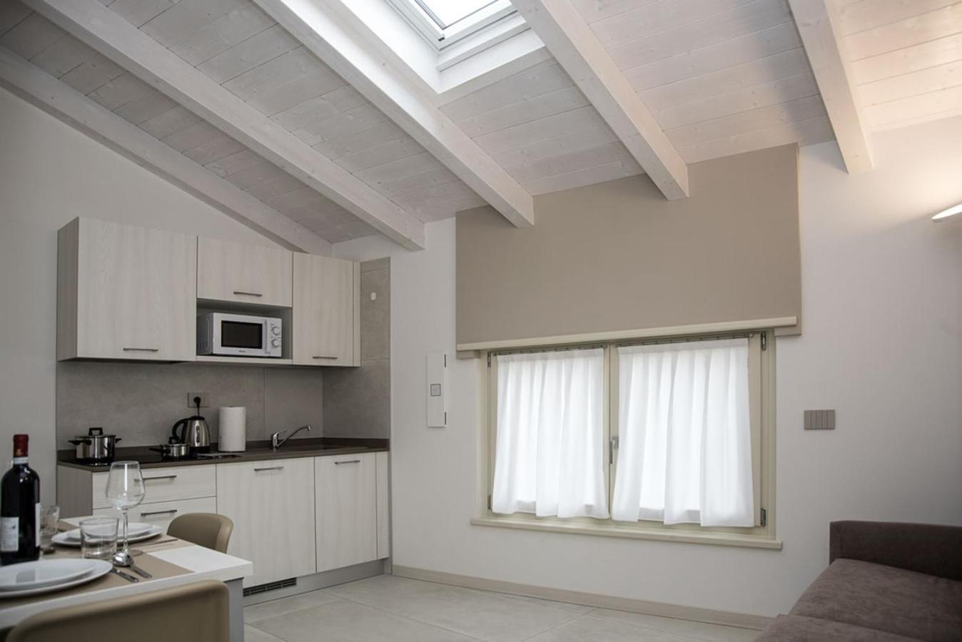 Camelot Appartamenti - Business E Holiday San Martino Buon Albergo Exterior photo