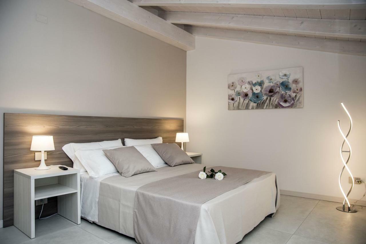 Camelot Appartamenti - Business E Holiday San Martino Buon Albergo Exterior photo